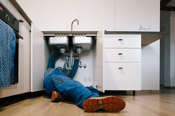 Professional Leak Detection technician working in Durham, NY